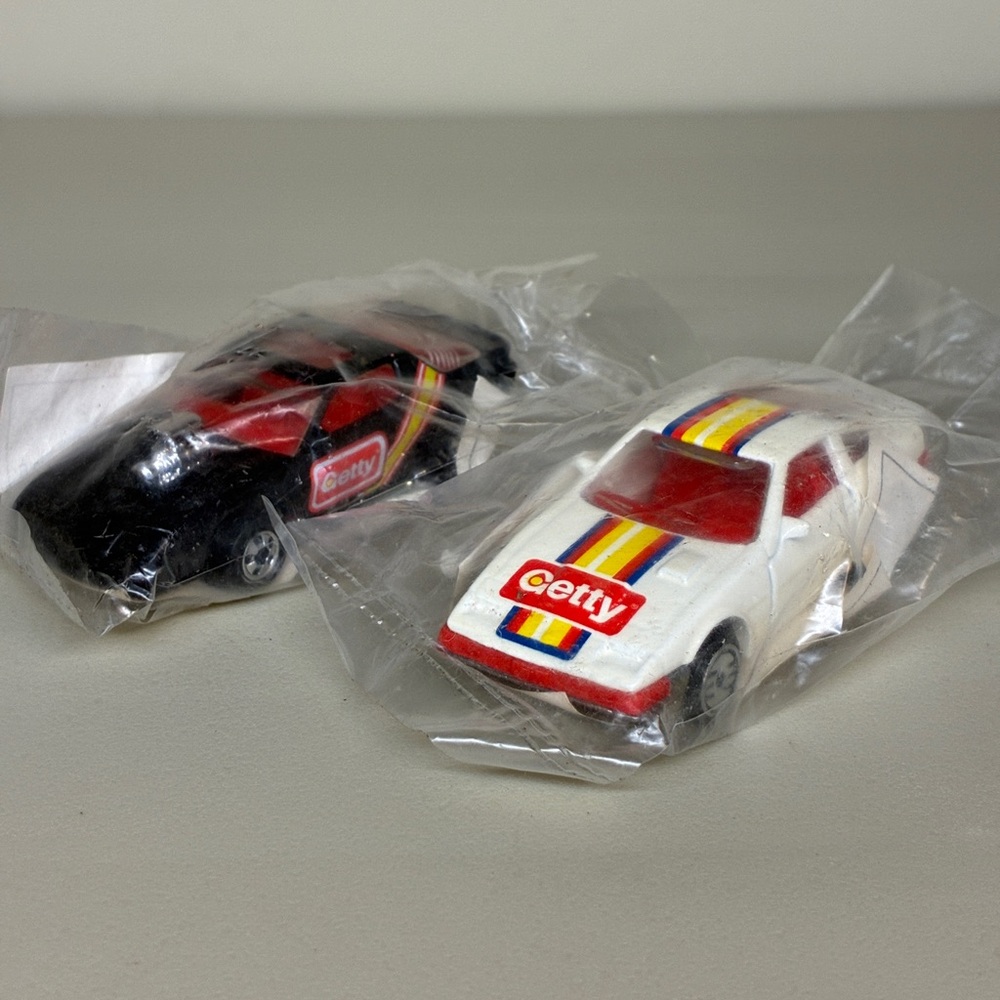 Mattel Hot Wheels GETTY GAS PROMO BLACK BLOWN CAMARO NISSAN 300ZX White 1990 NEW